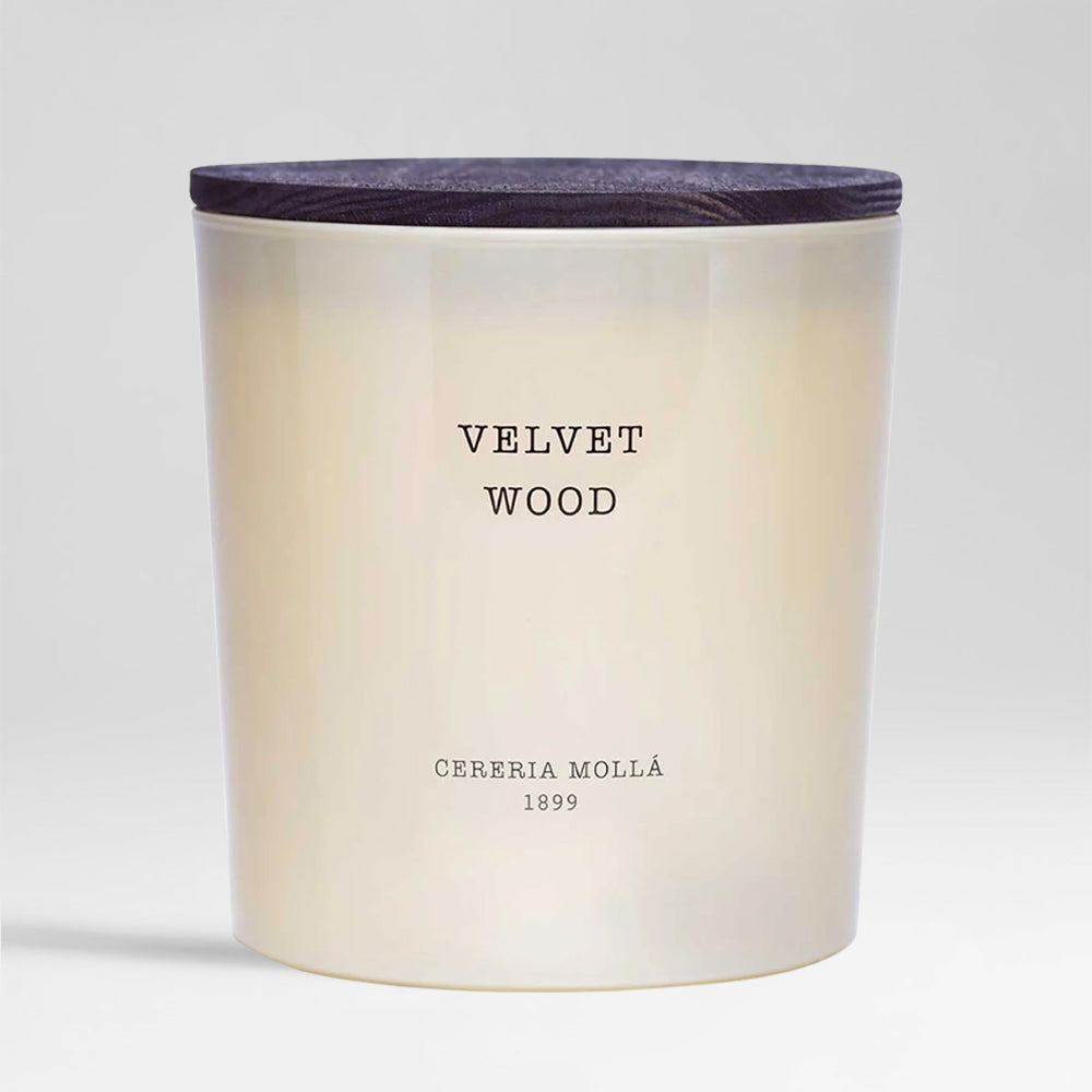 Žvakė "Velvet Wood"