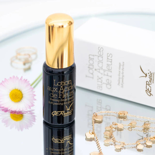 AHA šveičiamoji dulksna Lotion Aux Acides de Fleurs