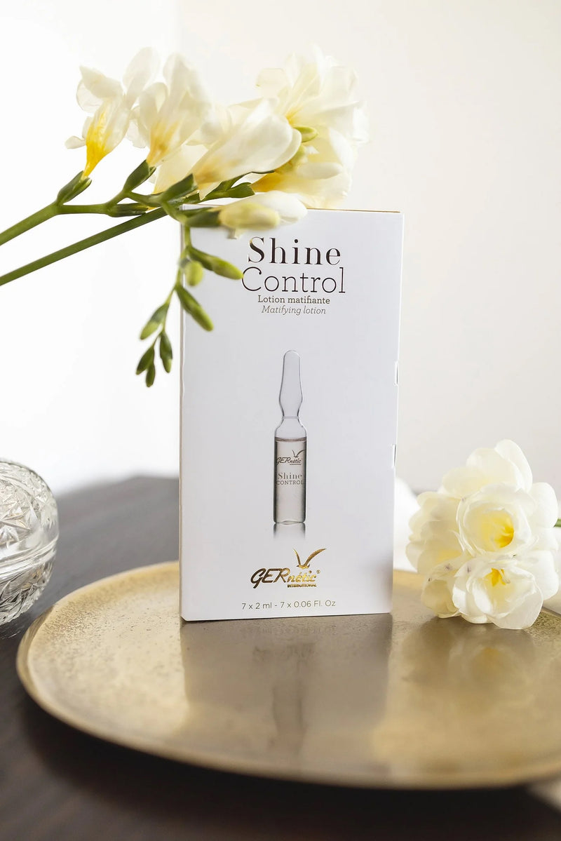 Matizuojančios ir reguliuojančios sebumo sekreciją ampulės Shine Control