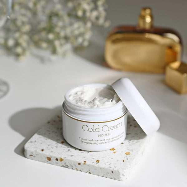 Atstatomasis kremas jautriai sudirgusiai odai Cold Cream Mousse