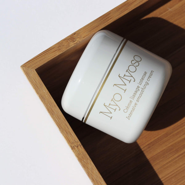 Stangrinamasis ir kontūruojantis kremas Myo Myoso